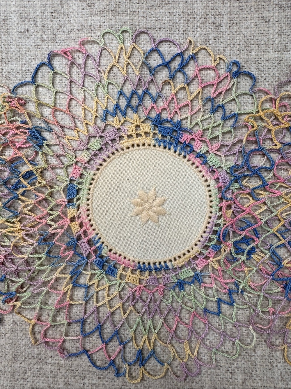 5 handmade colorful doilies rainbow, embroidered centers - Picture 3 of 5